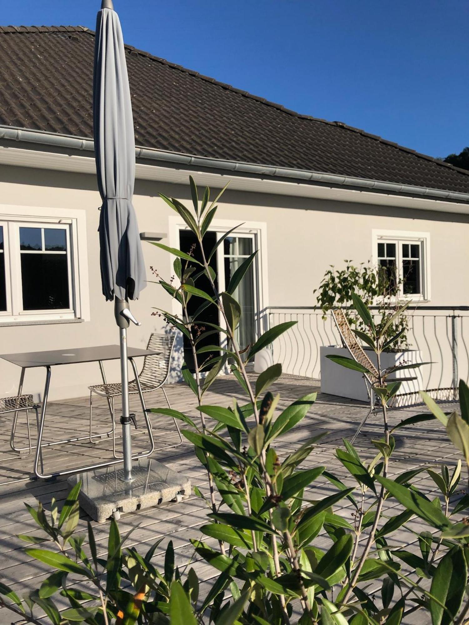 Stilvolle Wohnung Fuer 2-3 Personen - Mit Riesiger Dachterrasse Haigerloch المظهر الخارجي الصورة
